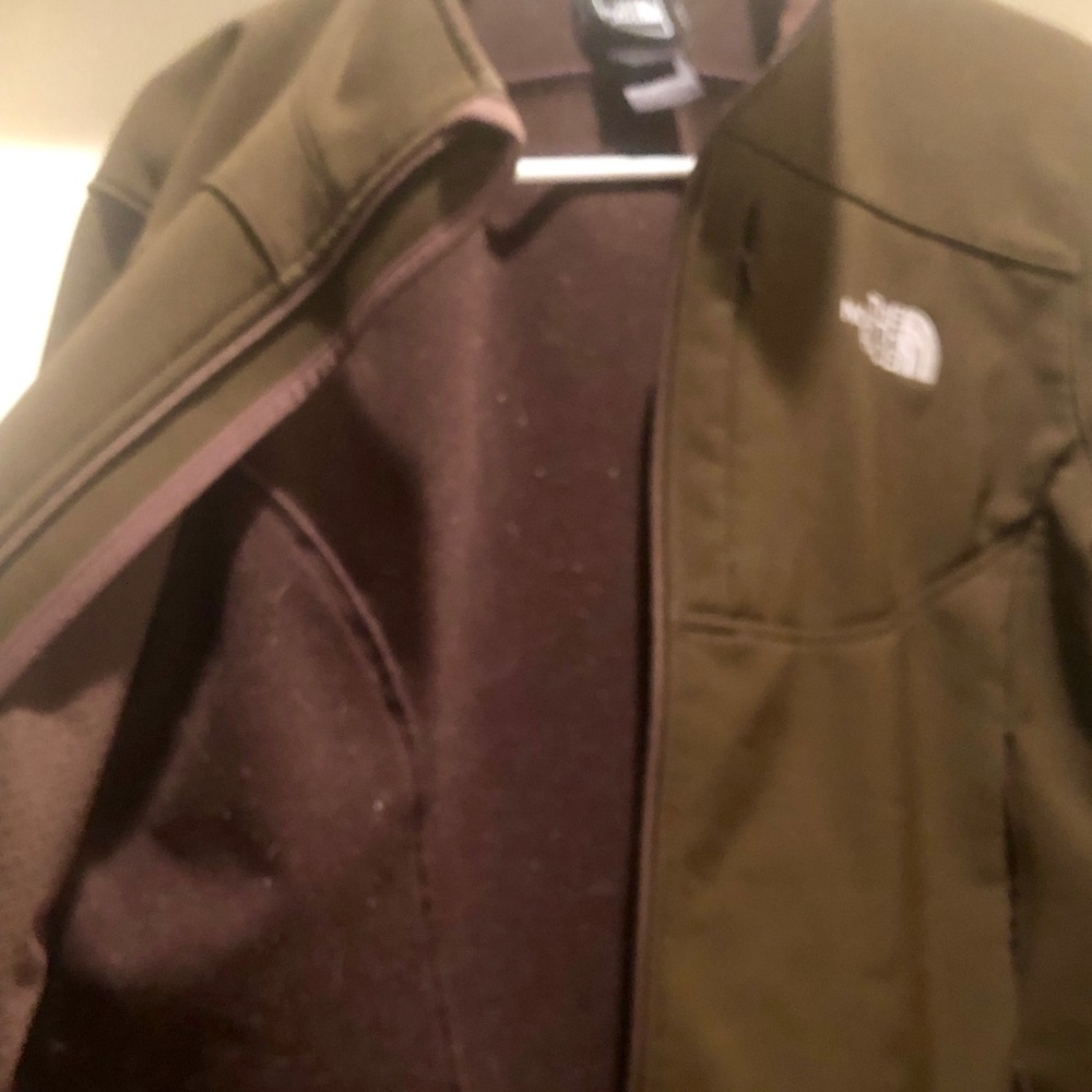 North Face APEX jacket. - Picture 6 of 8